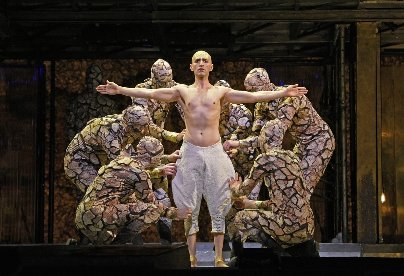 Glass's AKHNATEN at the MET - Opera Gazet