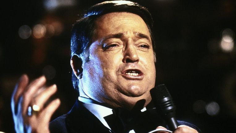 Pavarotti meets Alberti Pavarotti