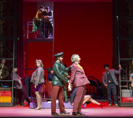 JM--20251112-8746 Dreigroschenoper. Foto Joost Milde or Bjorn Frins.